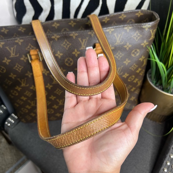 LOUIS VUITTON LUCO TOTE BAG W/ LV Shopping Bag and Dust bag - Picture 4 of 16